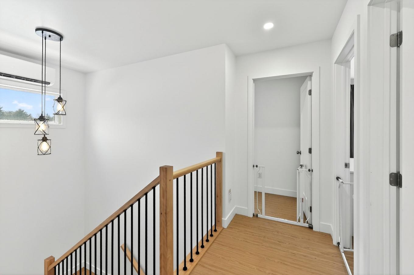 Hall - 3928 Rue Montcalm, Rawdon, QC - Indoor Photo Showing Other Room