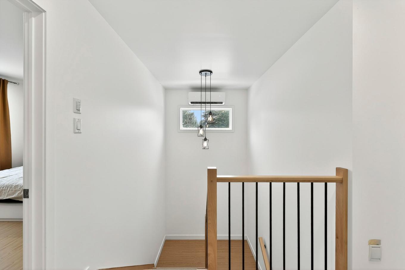 Hall - 3928 Rue Montcalm, Rawdon, QC - Indoor Photo Showing Other Room