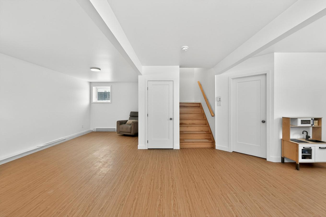 Family room - 3928 Rue Montcalm, Rawdon, QC - Indoor Photo Showing Other Room