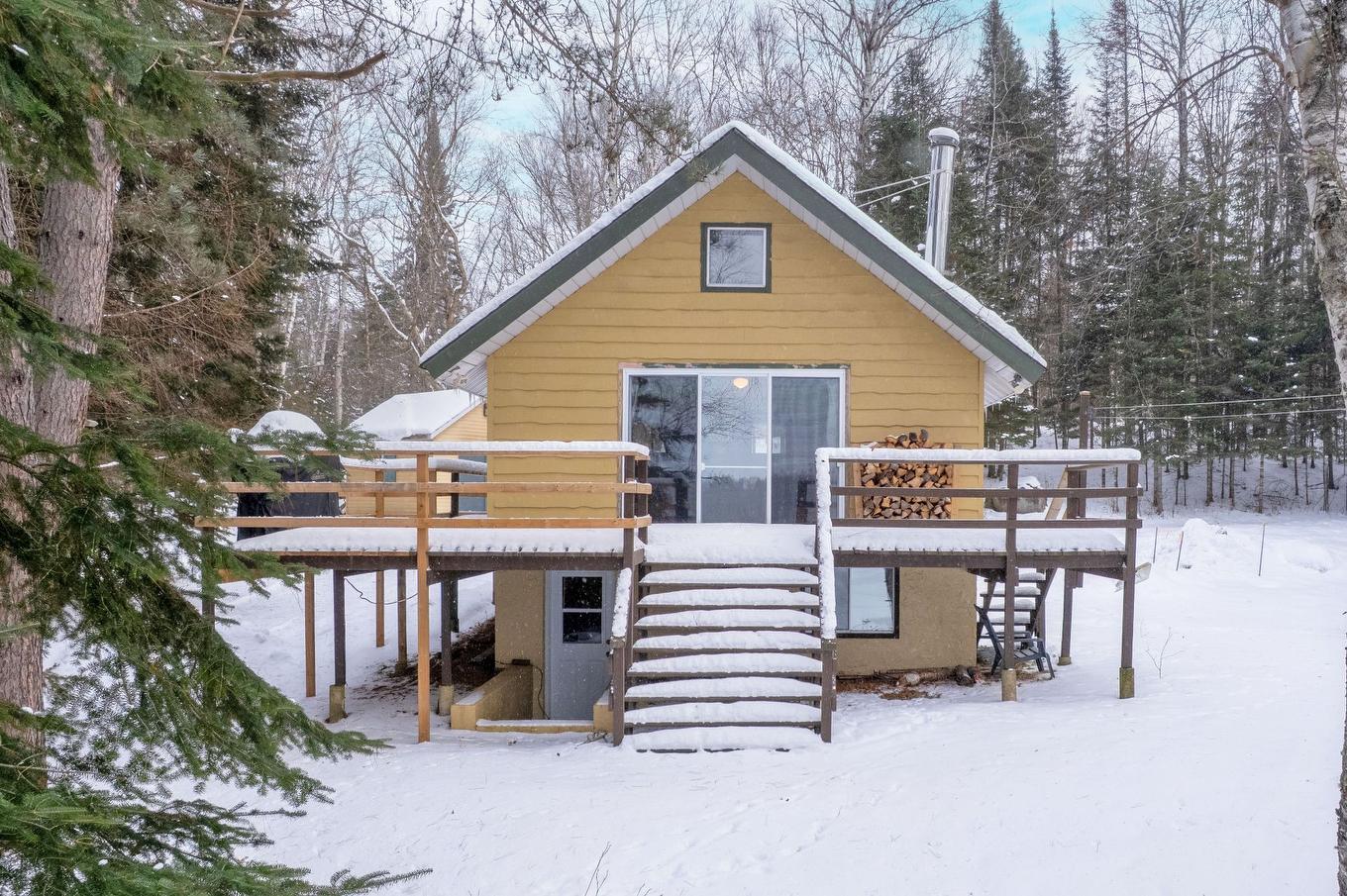 Frontage - 894 Ch. Du Lac-Chaud, La Macaza, QC - Outdoor