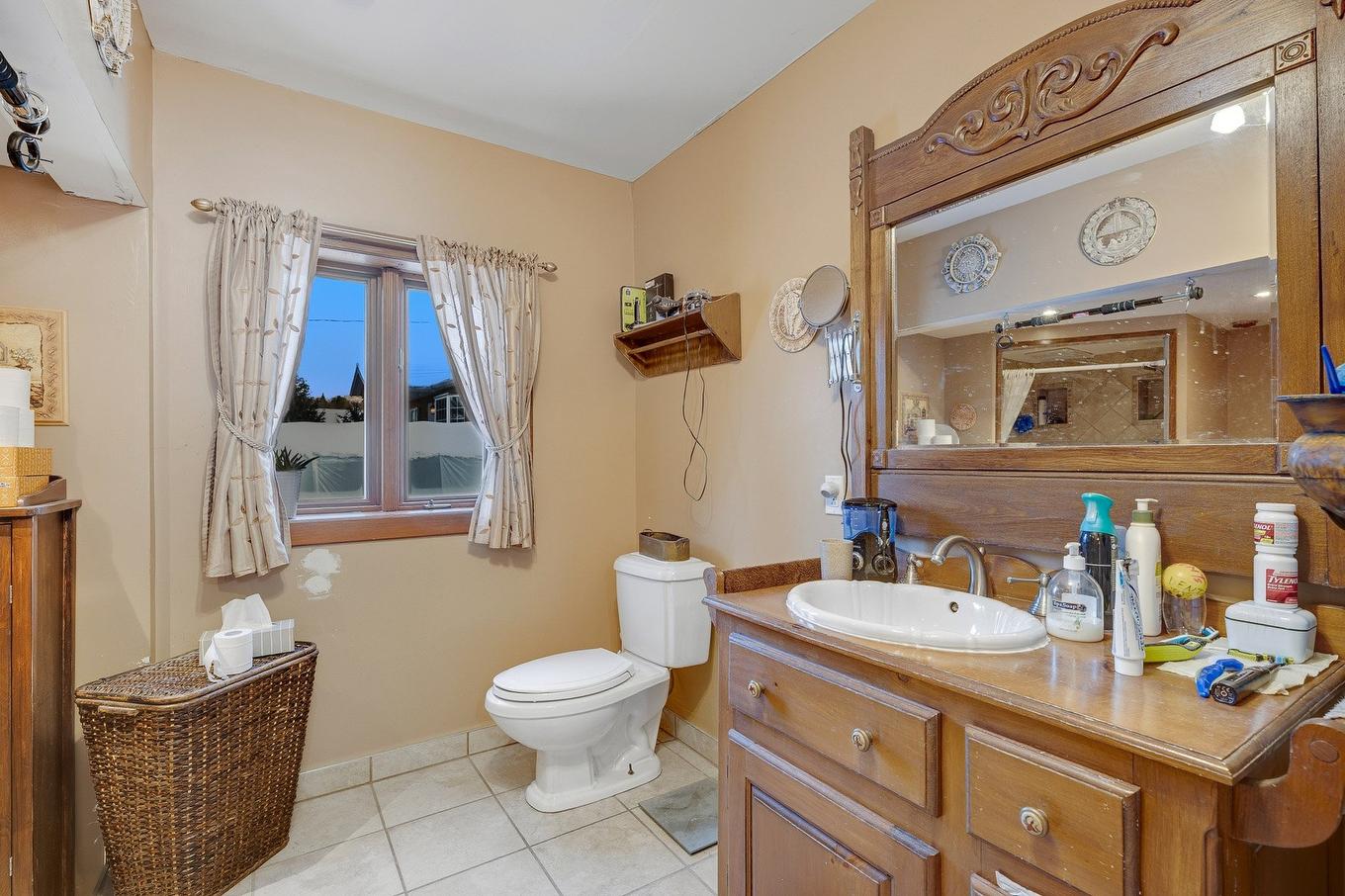Salle de bains - 1605 Rue Roy, Prévost, QC - Indoor Photo Showing Bathroom