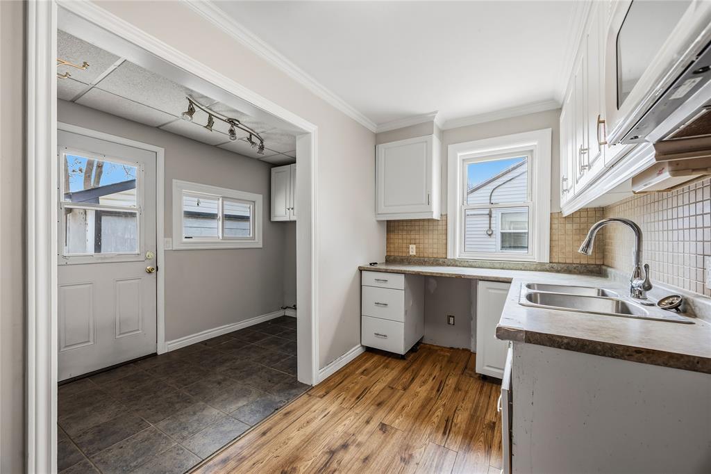 418 Stuart Street, Sarnia, ON