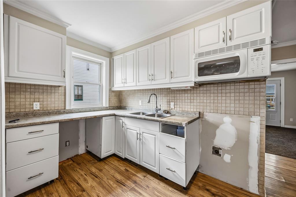 418 Stuart Street, Sarnia, ON