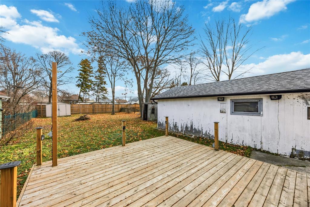 418 Stuart Street, Sarnia, ON