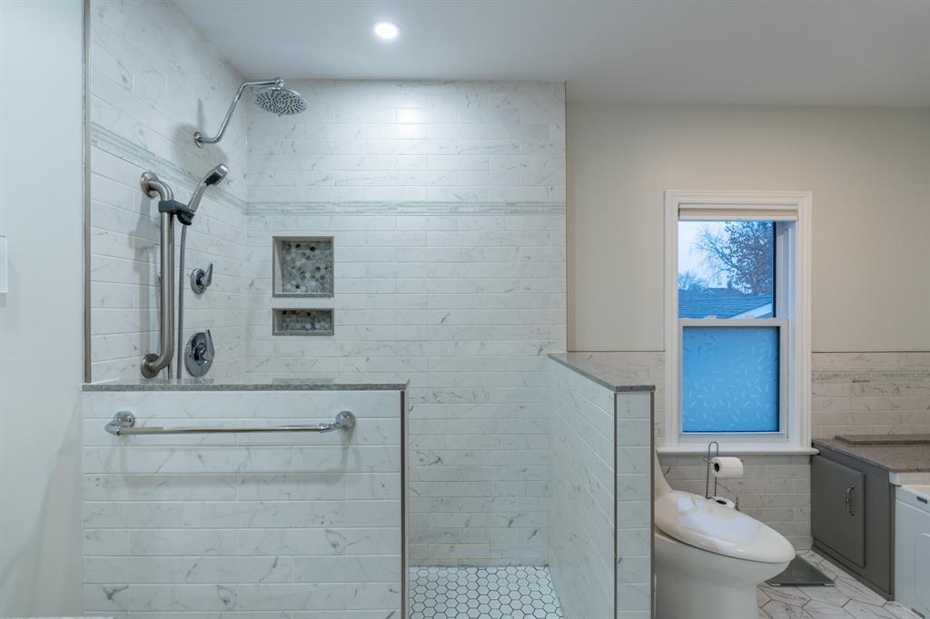 248 College Avenue North, Sarnia, ON