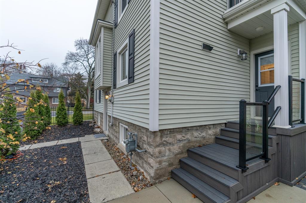 248 College Avenue North, Sarnia, ON