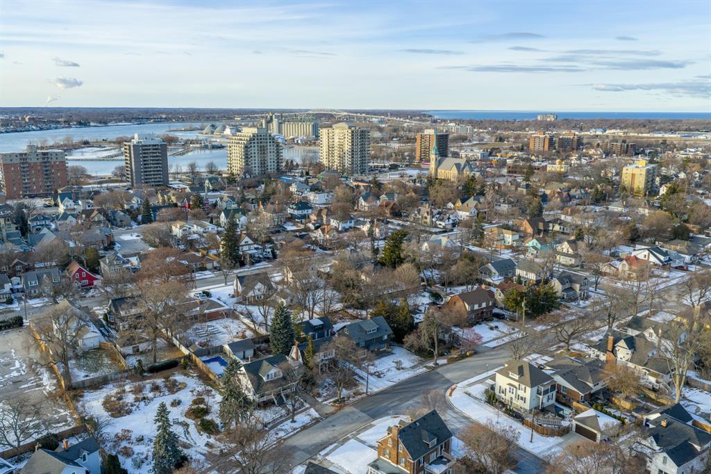 248 College Avenue North, Sarnia, ON