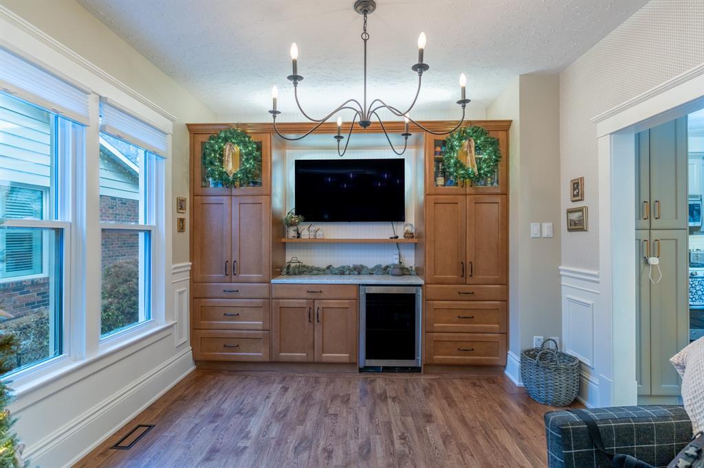 248 College Avenue North, Sarnia, ON