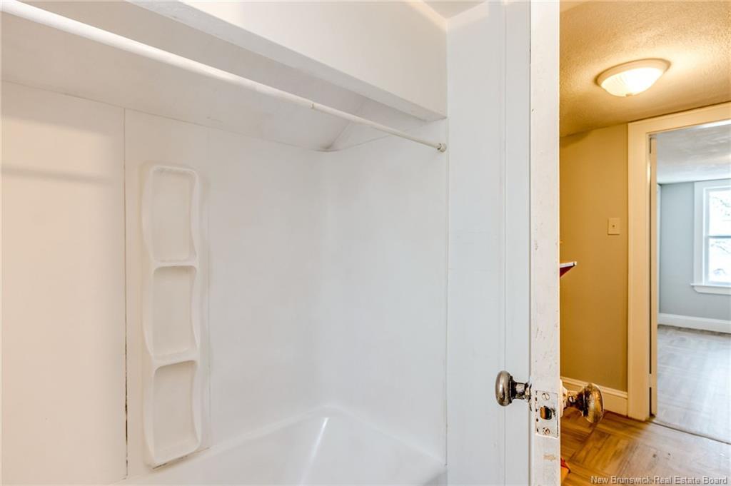 67 Oakland Ave, Moncton, NB