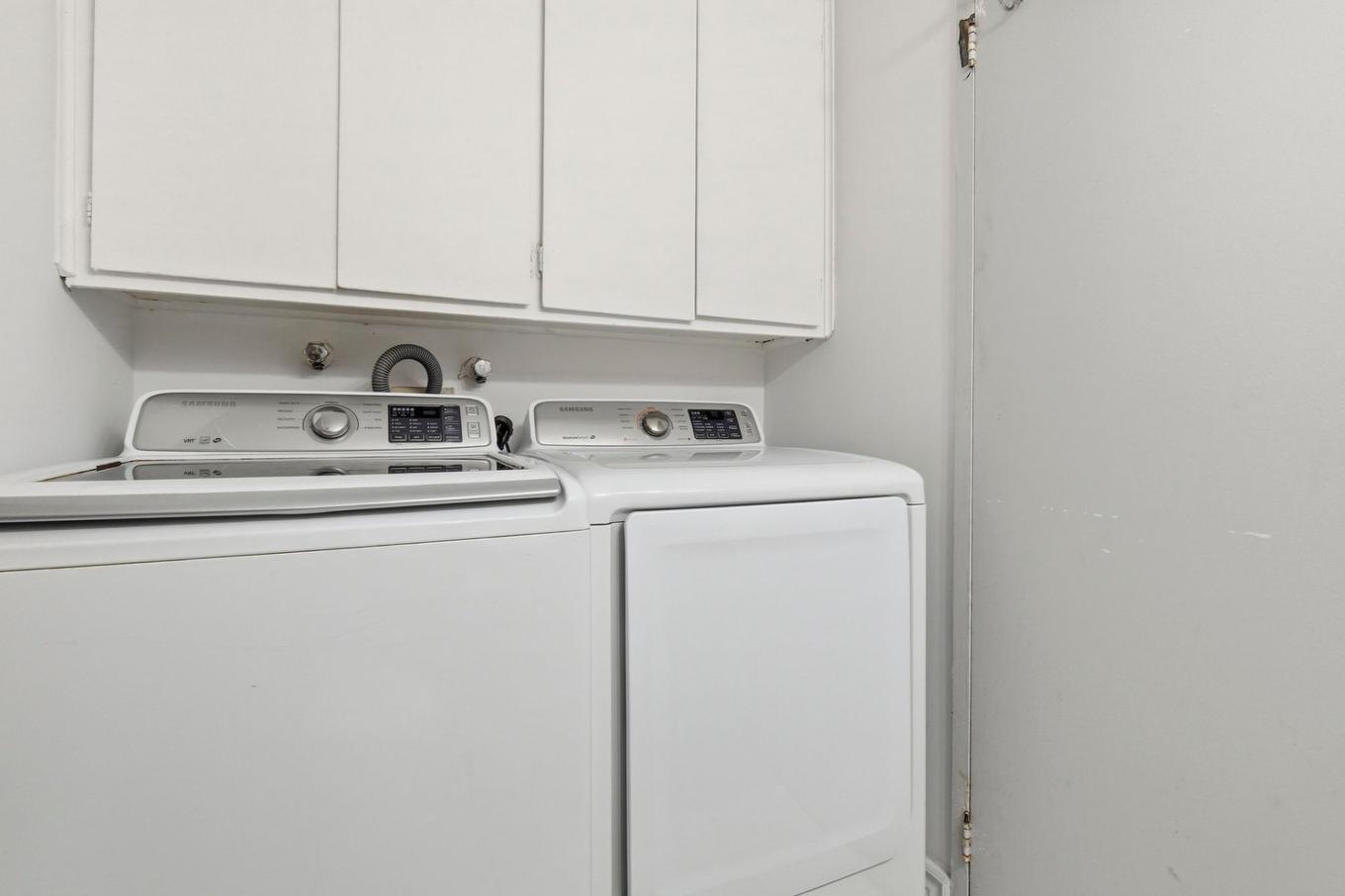 Salle de bains - 5-1400 Boul. Rome, Brossard, QC - Indoor Photo Showing Laundry Room