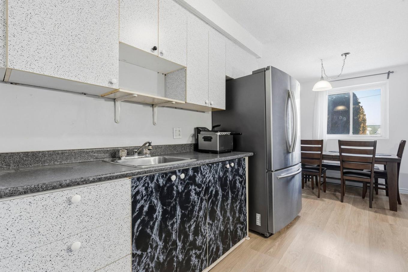 Cuisine - 5-1400 Boul. Rome, Brossard, QC - Indoor Photo Showing Kitchen