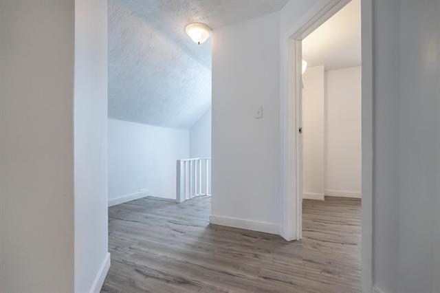 582 Burnell St, Winnipeg, MB