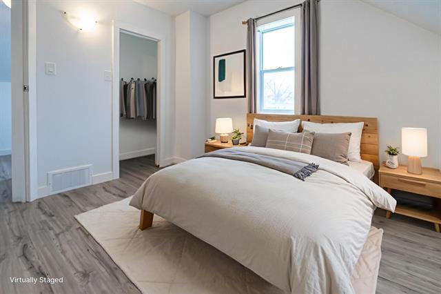 582 Burnell St, Winnipeg, MB