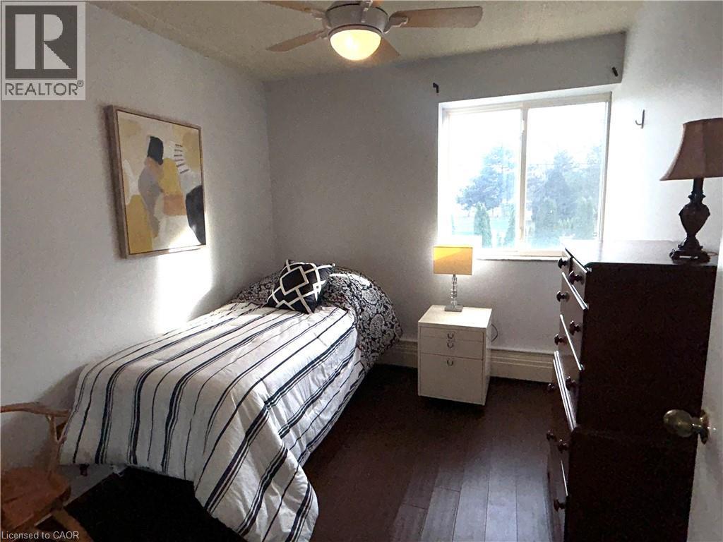 198 Scott Street Unit# 220, St. Catharines, ON