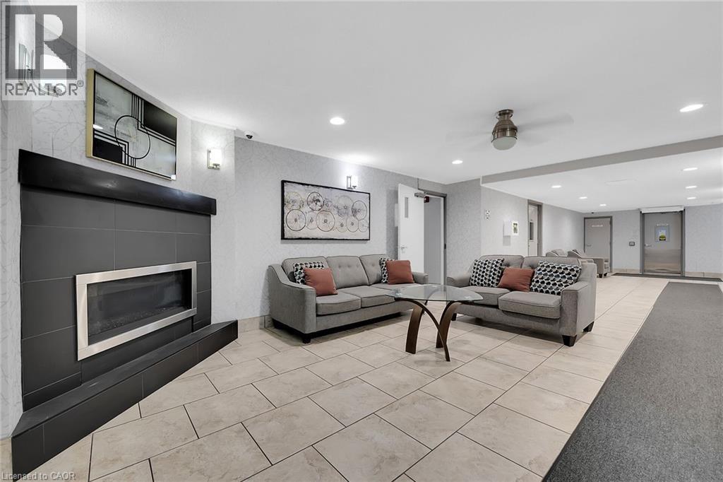 198 Scott Street Unit# 220, St. Catharines, ON