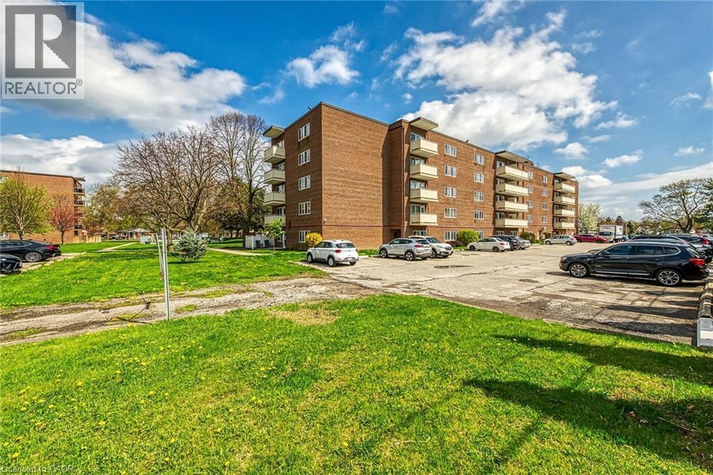 198 Scott Street Unit# 220, St. Catharines, ON