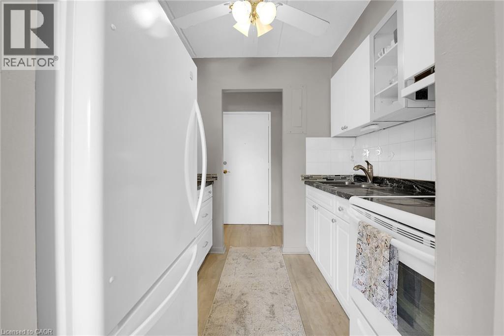 198 Scott Street Unit# 220, St. Catharines, ON