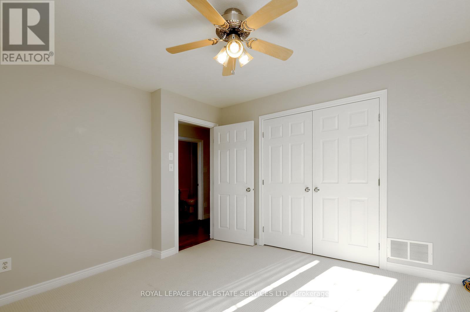 5229 Autumn Harvest Way, Burlington, ON - Indoor