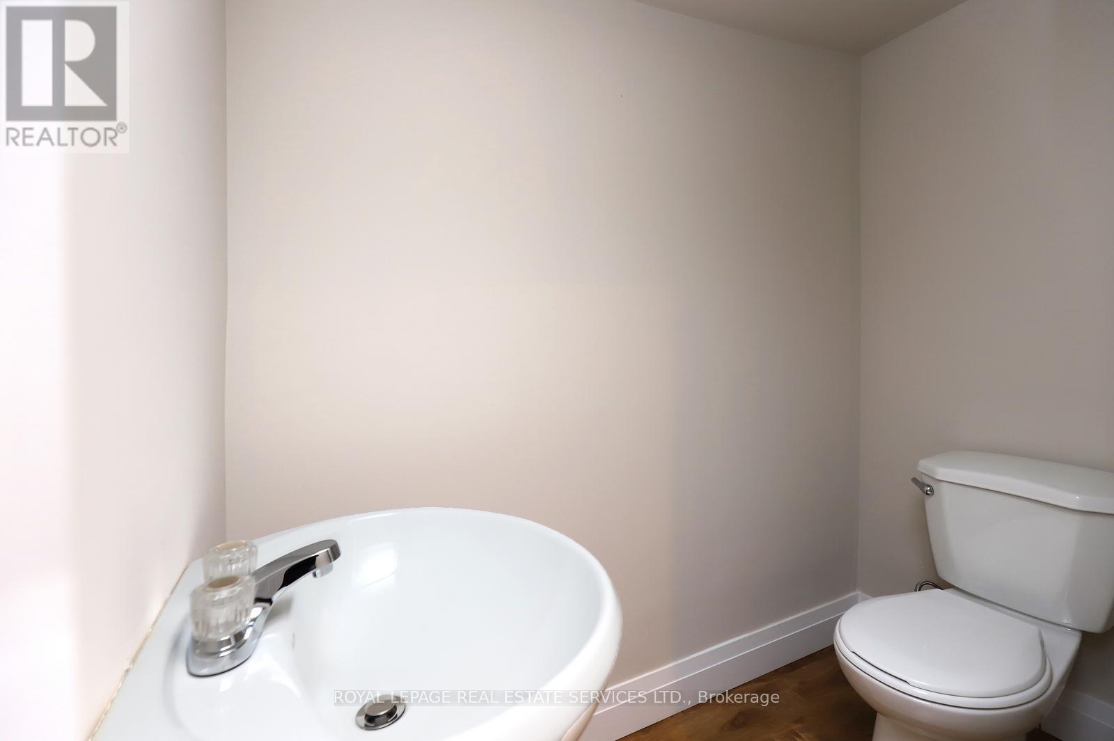 5229 Autumn Harvest Way, Burlington, ON - Indoor Photo Showing Bathroom