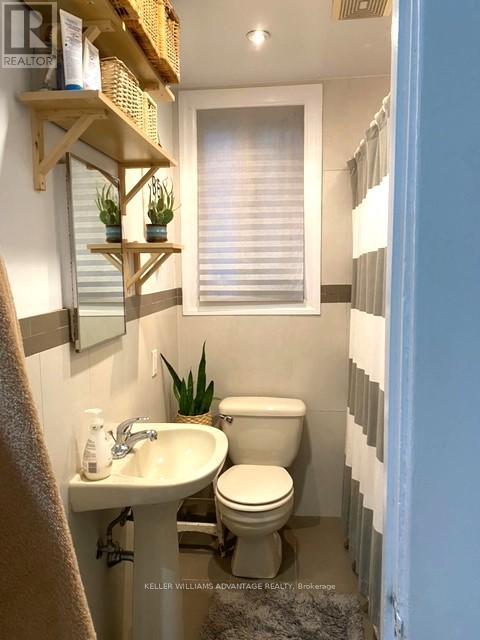 Apt 1 - 26 Indian Road, Toronto, ON - Indoor Photo Showing Bathroom