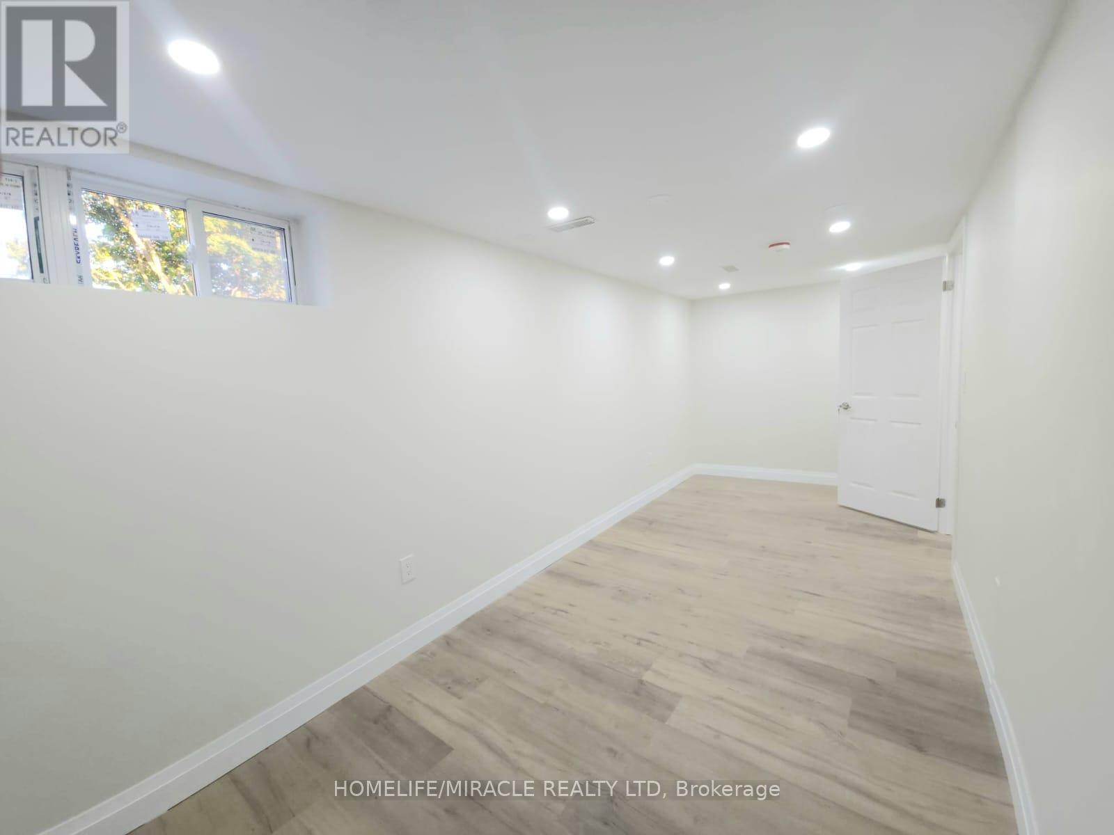 43 Patterson Avenue, Brantford, ON - Indoor Photo Showing Other Room