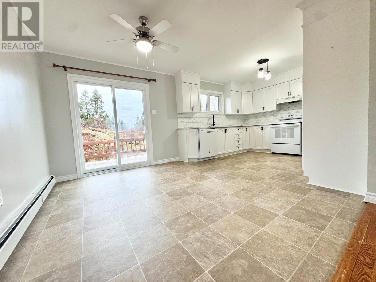 48 Harbourview Hill, Campbellton, NL - Indoor Photo Showing Kitchen