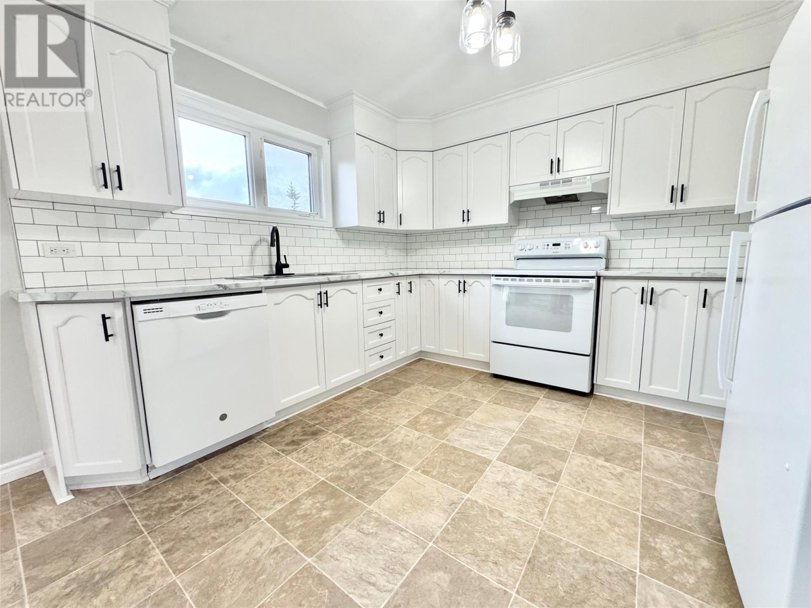 48 Harbourview Hill, Campbellton, NL - Indoor Photo Showing Kitchen