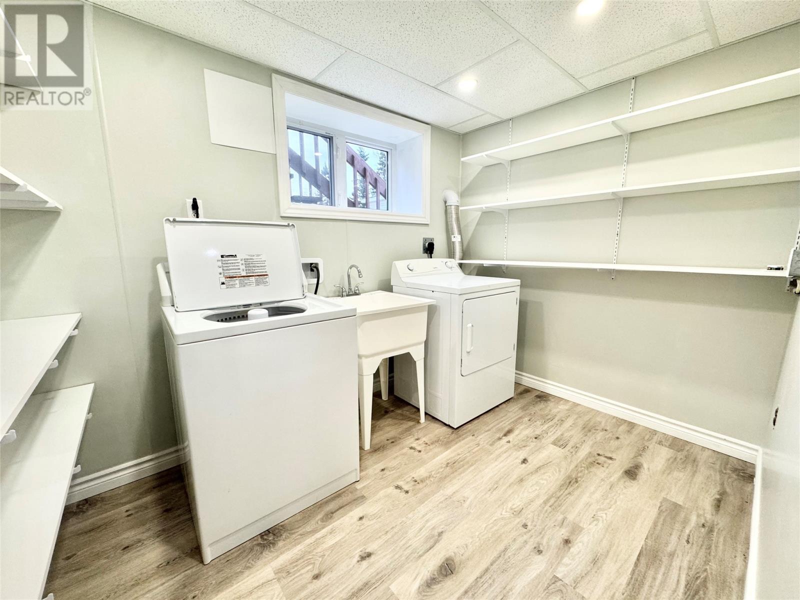 48 Harbourview Hill, Campbellton, NL - Indoor Photo Showing Laundry Room
