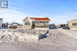 15 Cayley Place Gander, NL A1V 2W9