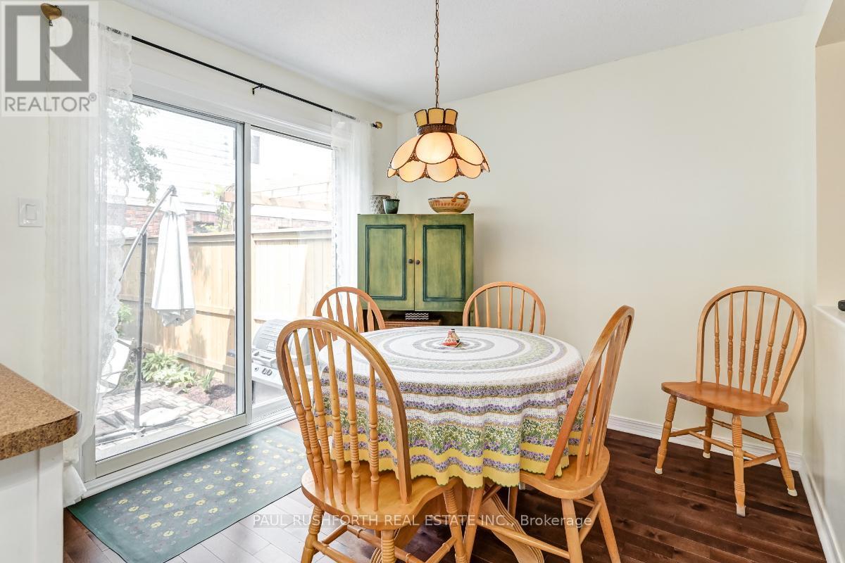 Kitchen - 83 Winnegreen Court, Ottawa, ON
