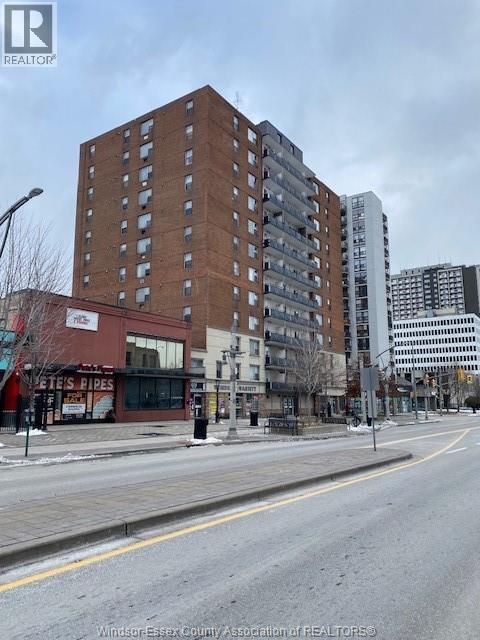 780 Ouellette Avenue Unit# 121, Windsor, ON - Outdoor With Balcony With Facade