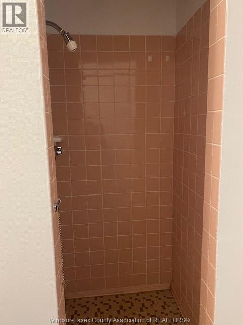 780 Ouellette Avenue Unit# 121, Windsor, ON - Indoor Photo Showing Bathroom