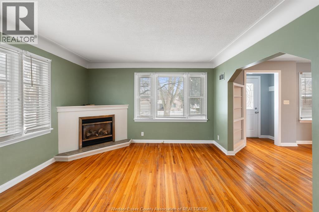 14 Noble Street, Leamington, ON