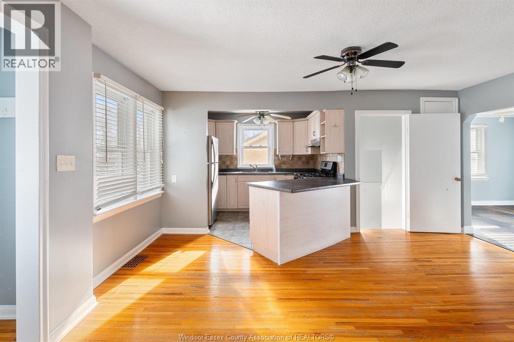 14 Noble Street, Leamington, ON