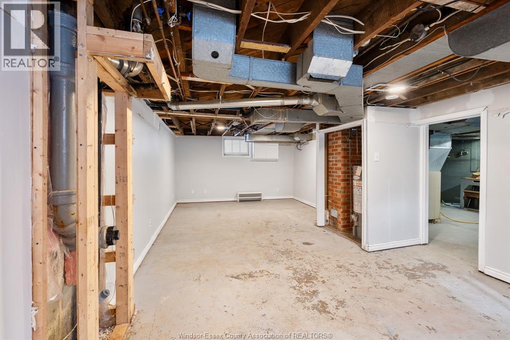 14 Noble Street, Leamington, ON