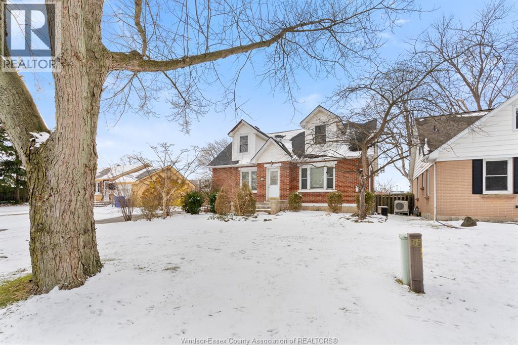 14 Noble Street, Leamington, ON