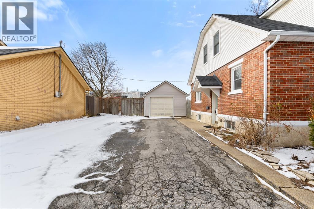 14 Noble Street, Leamington, ON