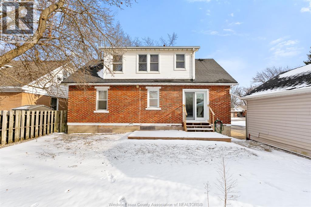 14 Noble Street, Leamington, ON