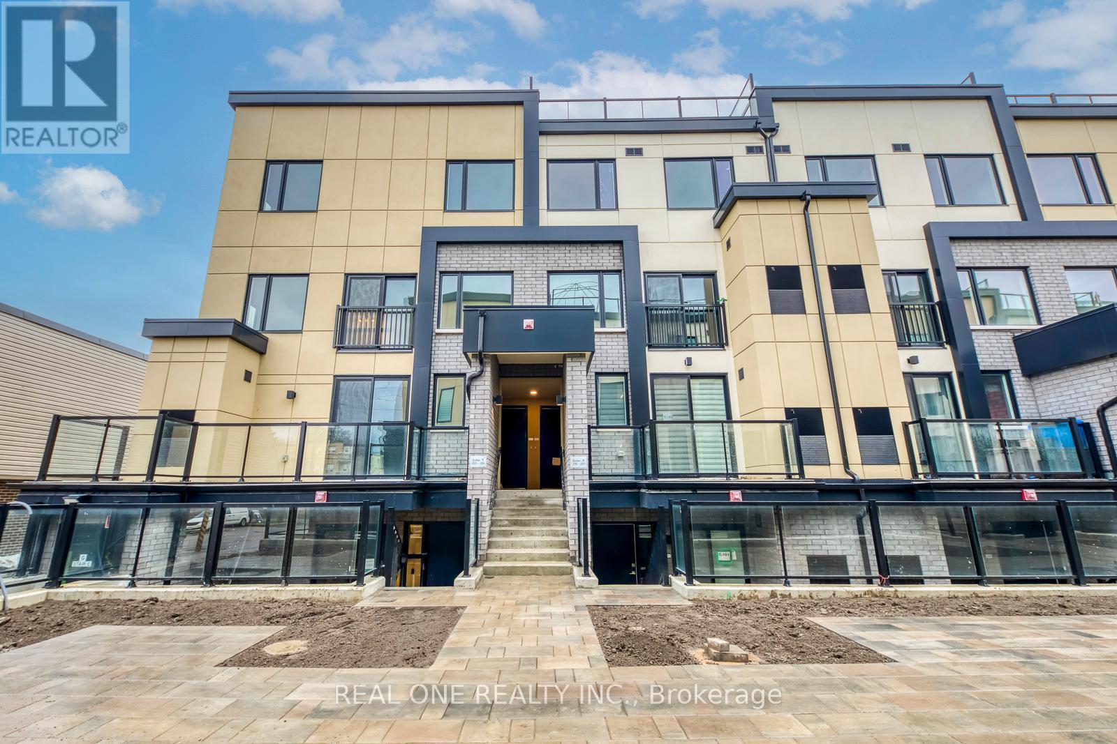 C221 - 1660 Victoria Park Avenue, Toronto, ON - Outdoor With Facade