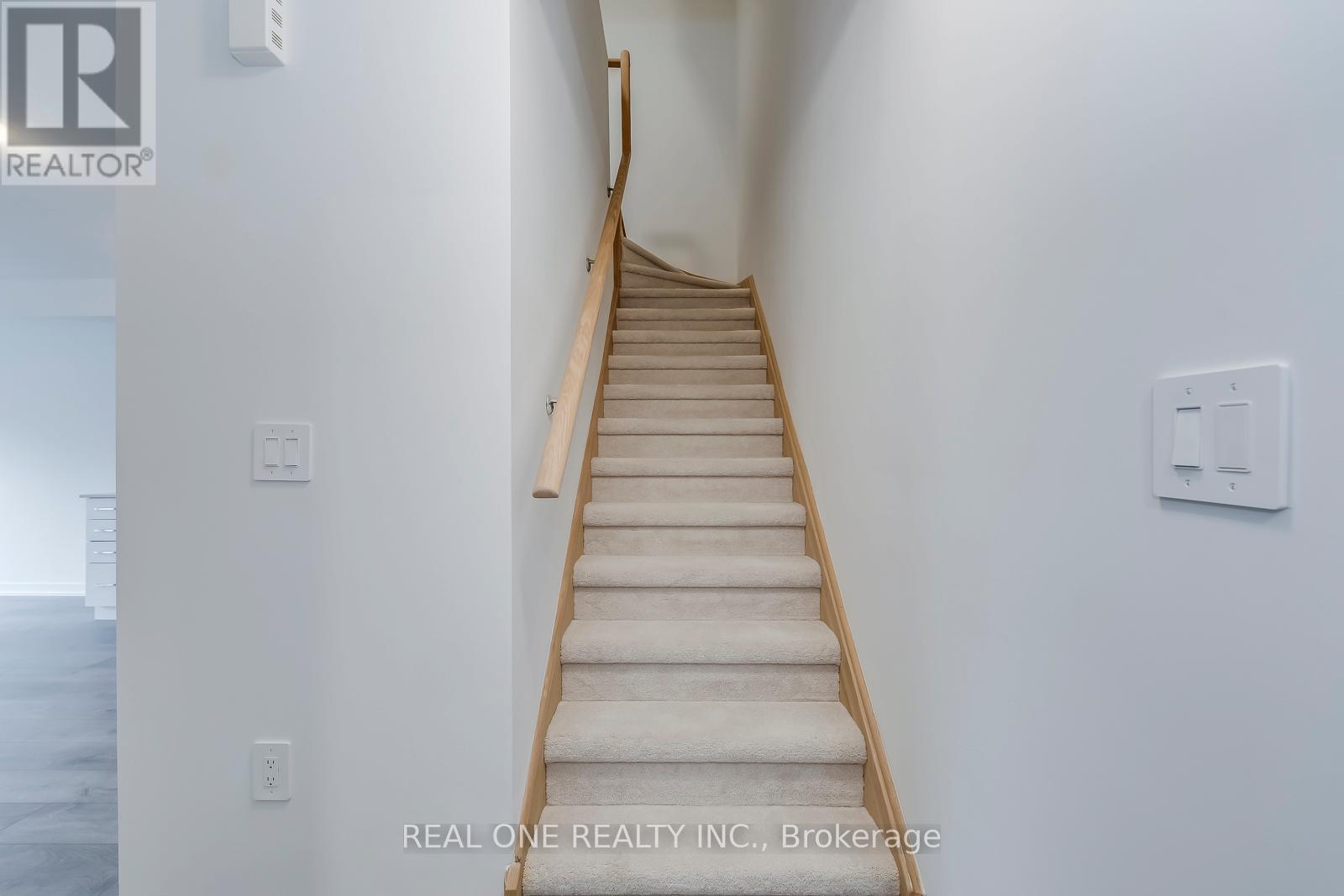 C221 - 1660 Victoria Park Avenue, Toronto, ON - Photo Showing Other Room