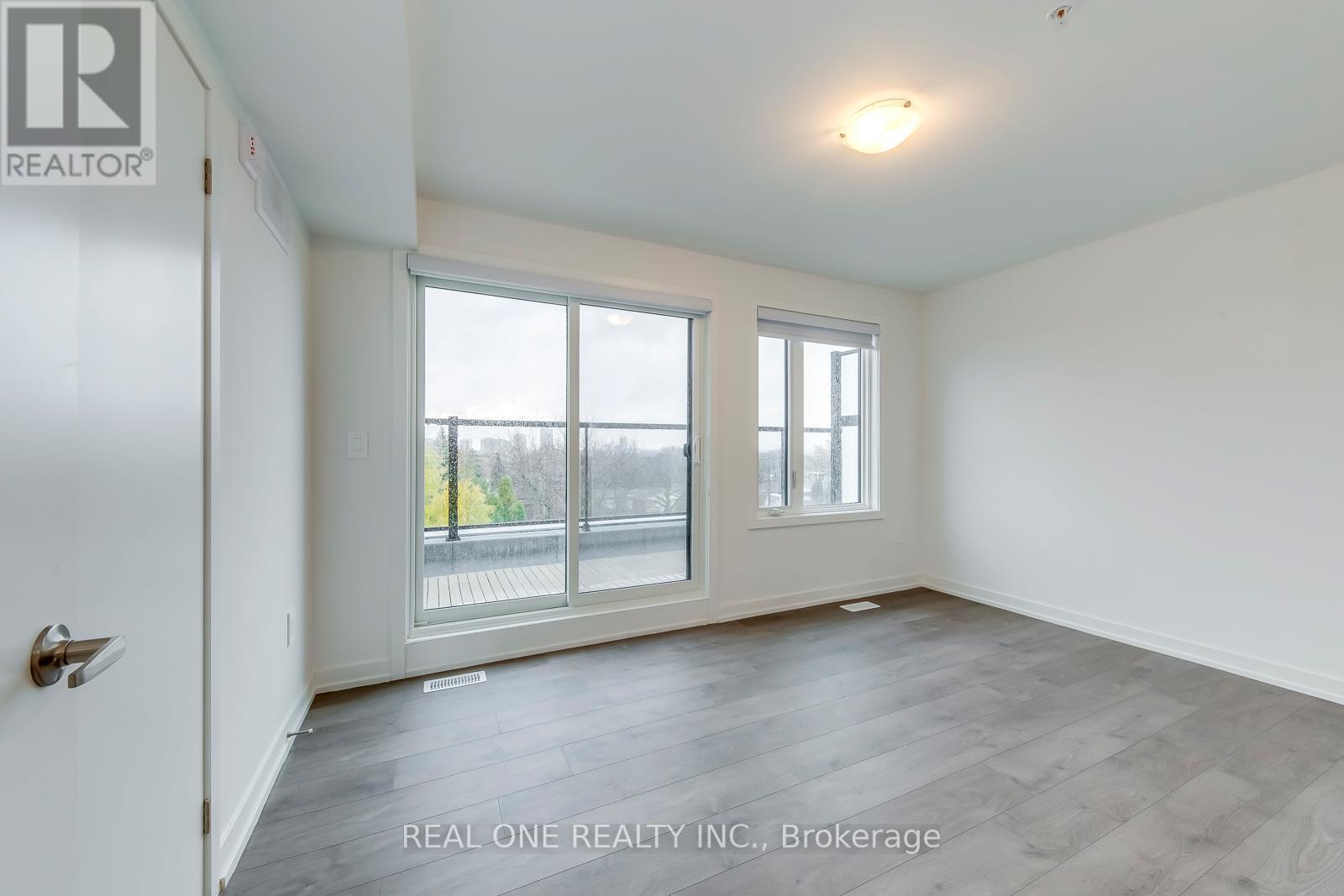 C221 - 1660 Victoria Park Avenue, Toronto, ON - Indoor Photo Showing Other Room