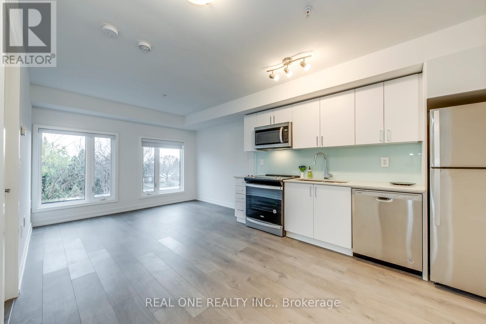 C221 - 1660 Victoria Park Avenue, Toronto, ON - Indoor Photo Showing Kitchen With Stainless Steel Kitchen