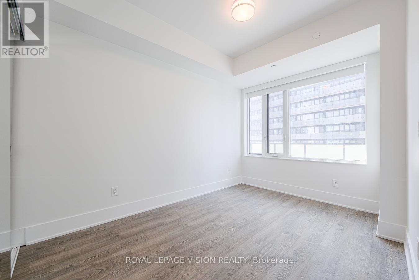 1302 - 470 Front Street W, Toronto, ON - Indoor Photo Showing Other Room