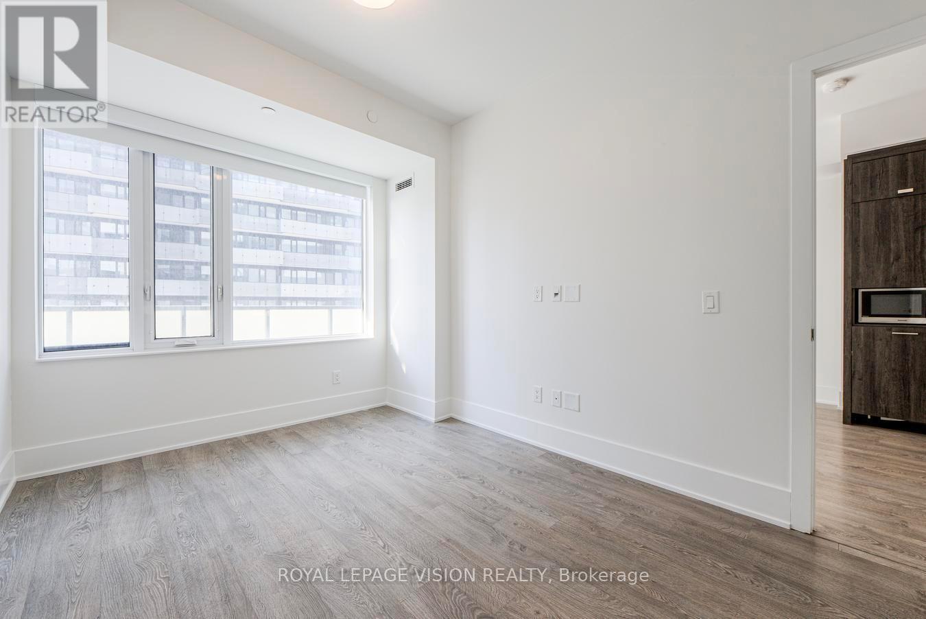 1302 - 470 Front Street W, Toronto, ON - Indoor Photo Showing Other Room