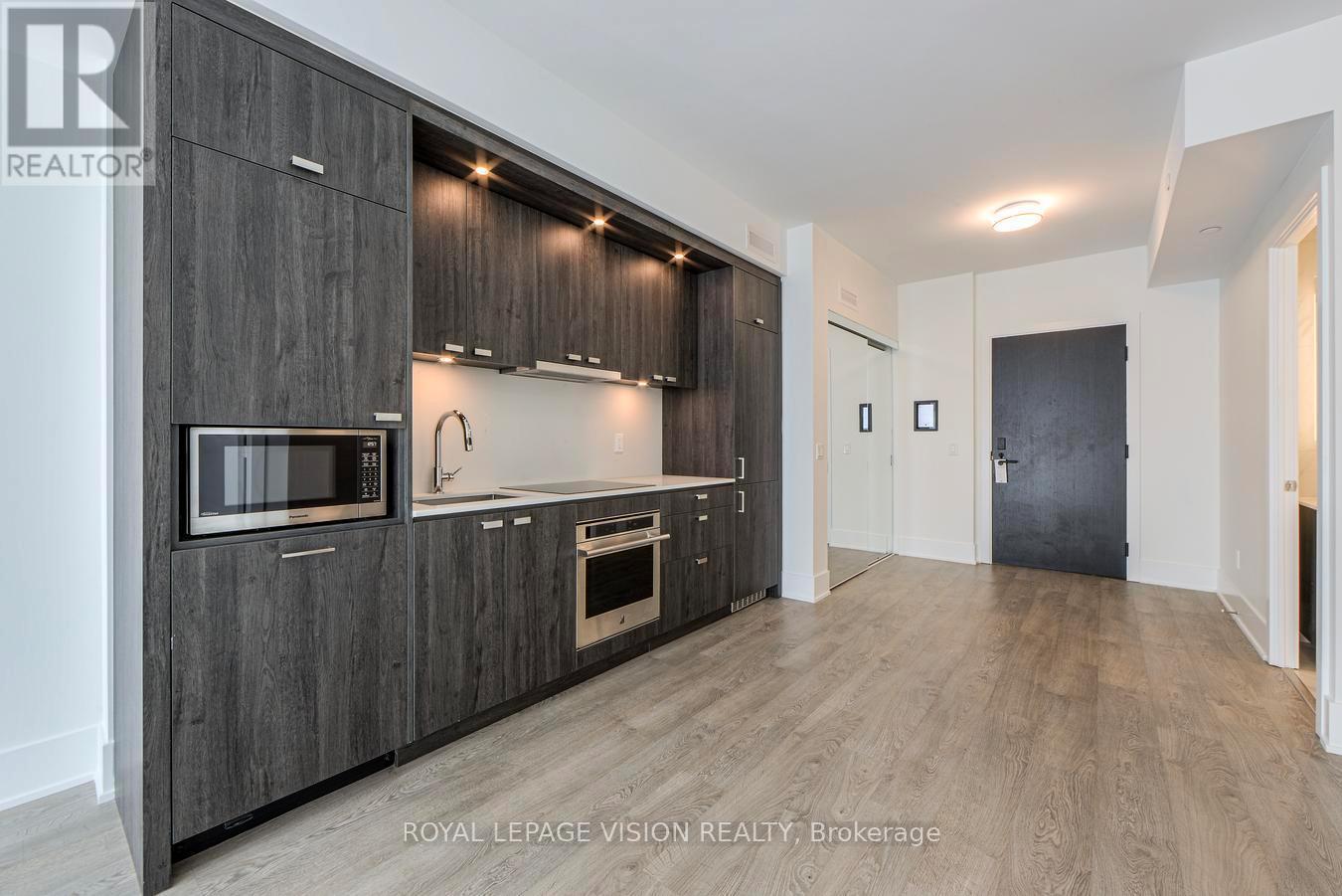 1302 - 470 Front Street W, Toronto, ON - Indoor Photo Showing Kitchen