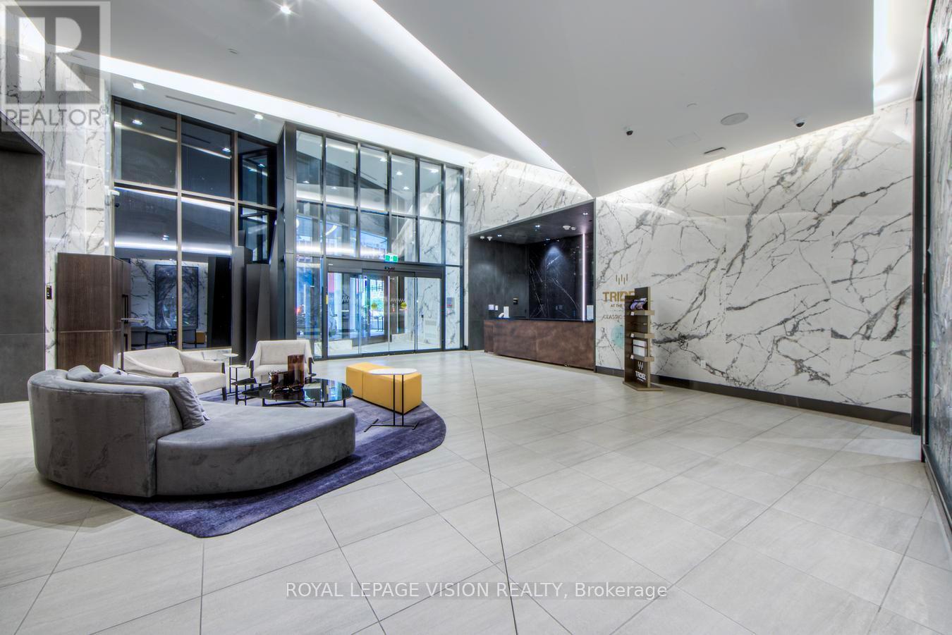 1302 - 470 Front Street W, Toronto, ON - Indoor Photo Showing Other Room