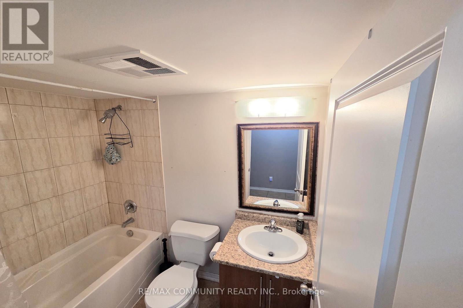 6E - 6 Rosebank Drive, Toronto, ON - Indoor Photo Showing Bathroom