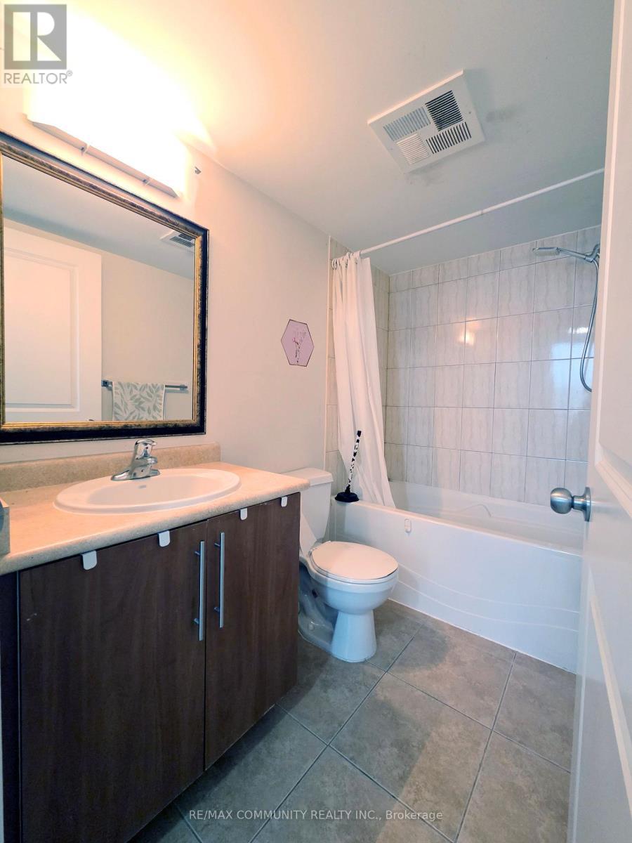 6E - 6 Rosebank Drive, Toronto, ON - Indoor Photo Showing Bathroom