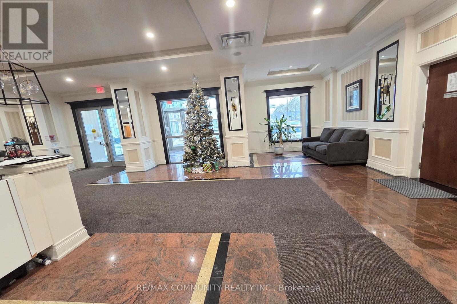 6E - 6 Rosebank Drive, Toronto, ON - Indoor Photo Showing Other Room