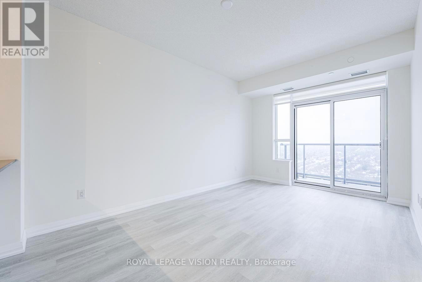 2328 - 3270 Sheppard Avenue E, Toronto, ON - Indoor Photo Showing Other Room